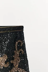 EMBROIDERED SHORT SKIRT