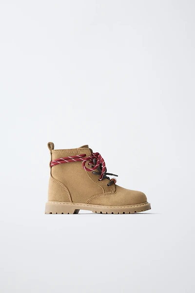 LACE-UP DETAIL BOOTS