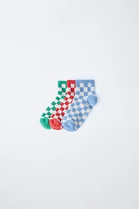 LOT DE TROIS SOCQUETTES À DAMIER