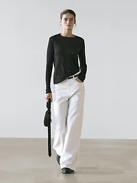 100% cotton semi-sheer T-shirt with collar detail