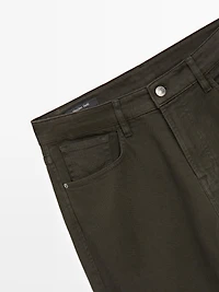Tapered fit jeans