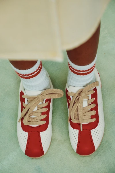 FASHION SNEAKERS