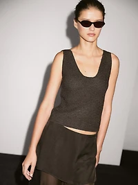 Cotton blend knit top with round neckline