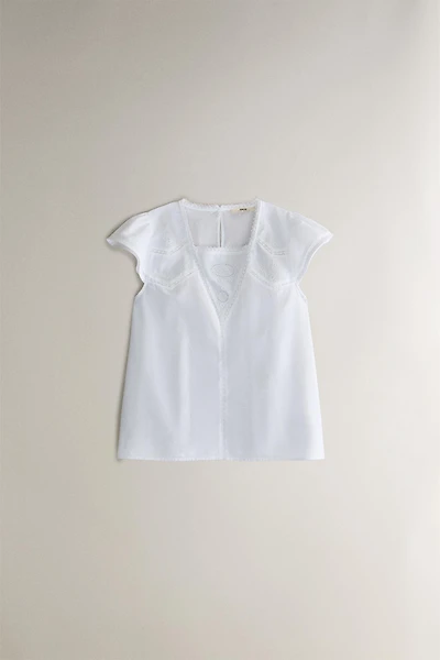 LACE AND EMBROIDERY T-SHIRT