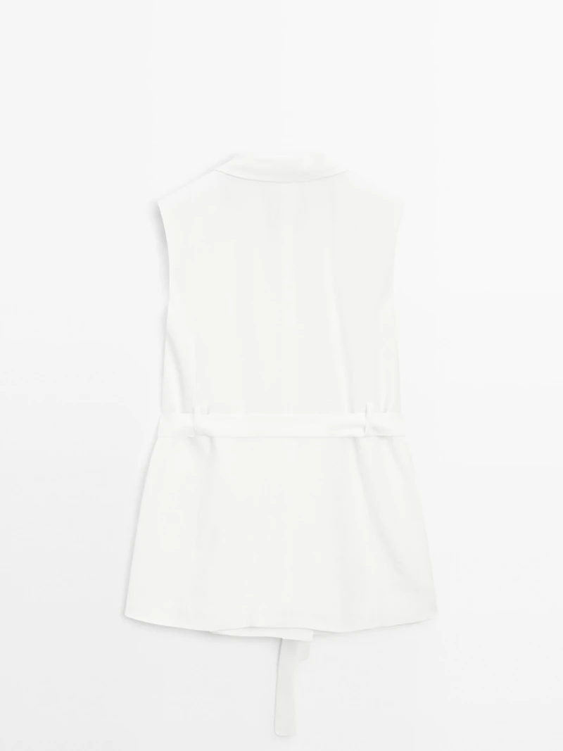 Linen blend waistcoat with tuxedo collar
