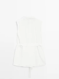 Linen blend waistcoat with tuxedo collar