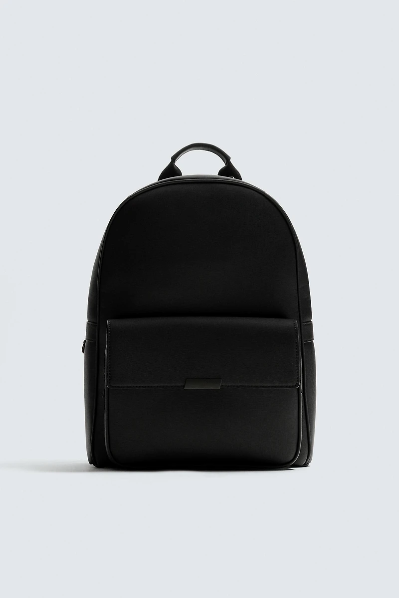 TEXTURED BACKPACK