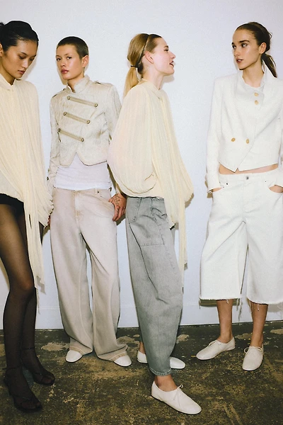 ZW COLLECTION HIGH-WAISTED WASHED EFFECT JEANS