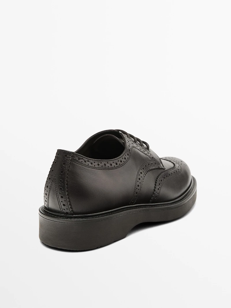 Chaussures effet craquelé en cuir nappa