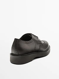 Chaussures effet craquelé en cuir nappa