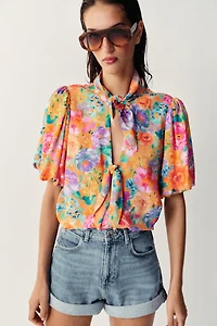 FLORAL PRINT TIE-FRONT SHIRT