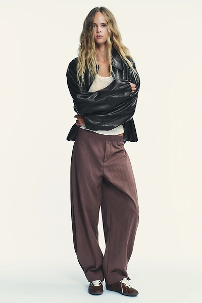 PANTALON NYLON BOUTON BAS