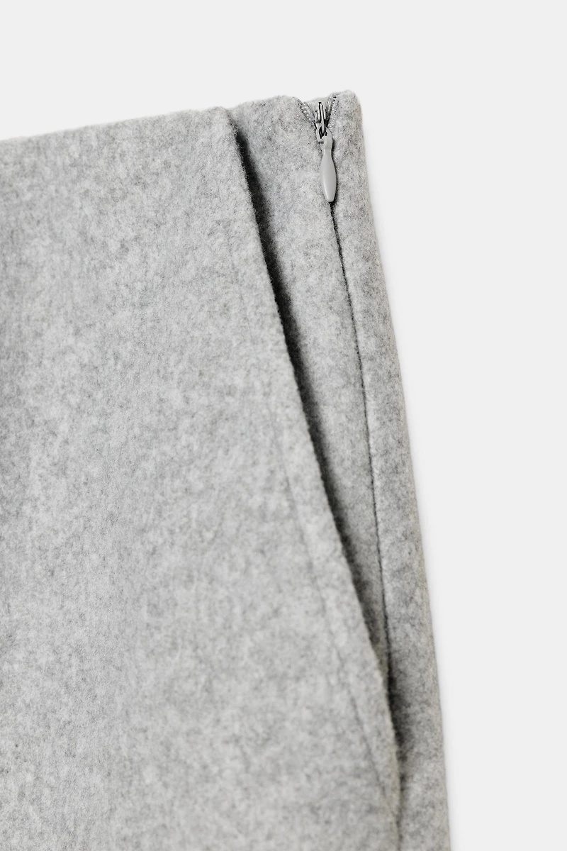 BALLOON SOFT PLEATED PANTS