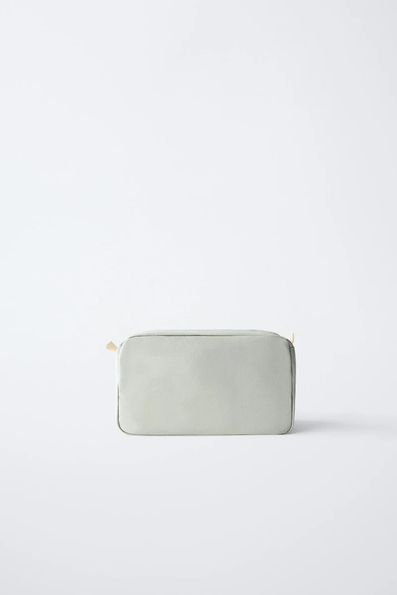 BASIC TOILETRY BAG