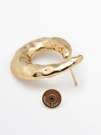 Textured hoop earrings