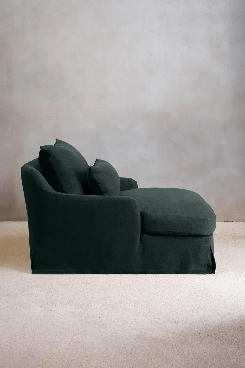 LOVE SEAT 01