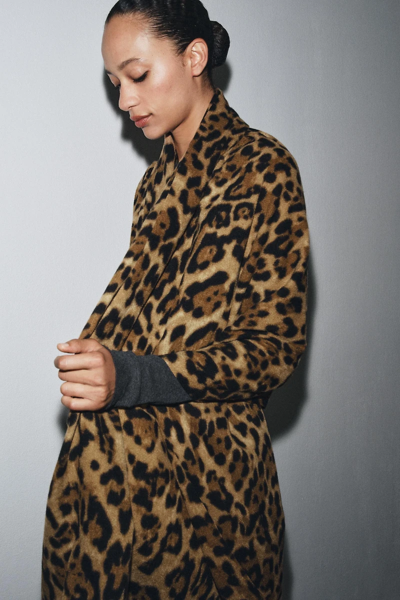 ANIMAL PRINT SCARF