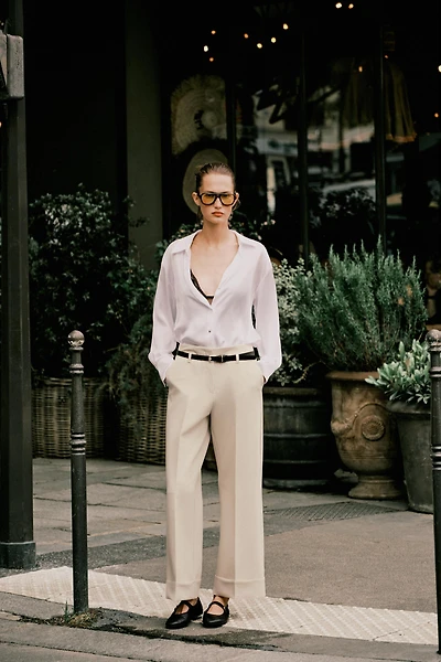 PANTALON BAS AVEC REVERS ET CEINTURE