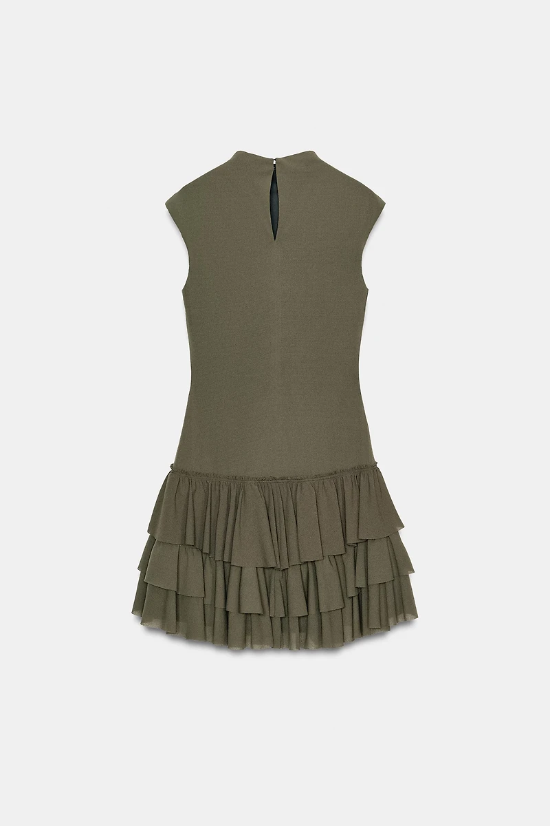 ROBE COURTE À VOLANTS
