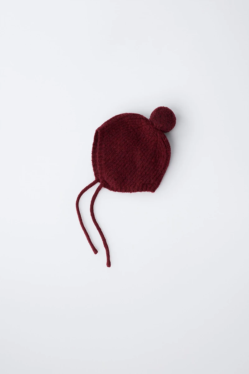 KNIT POMPOM BONNET