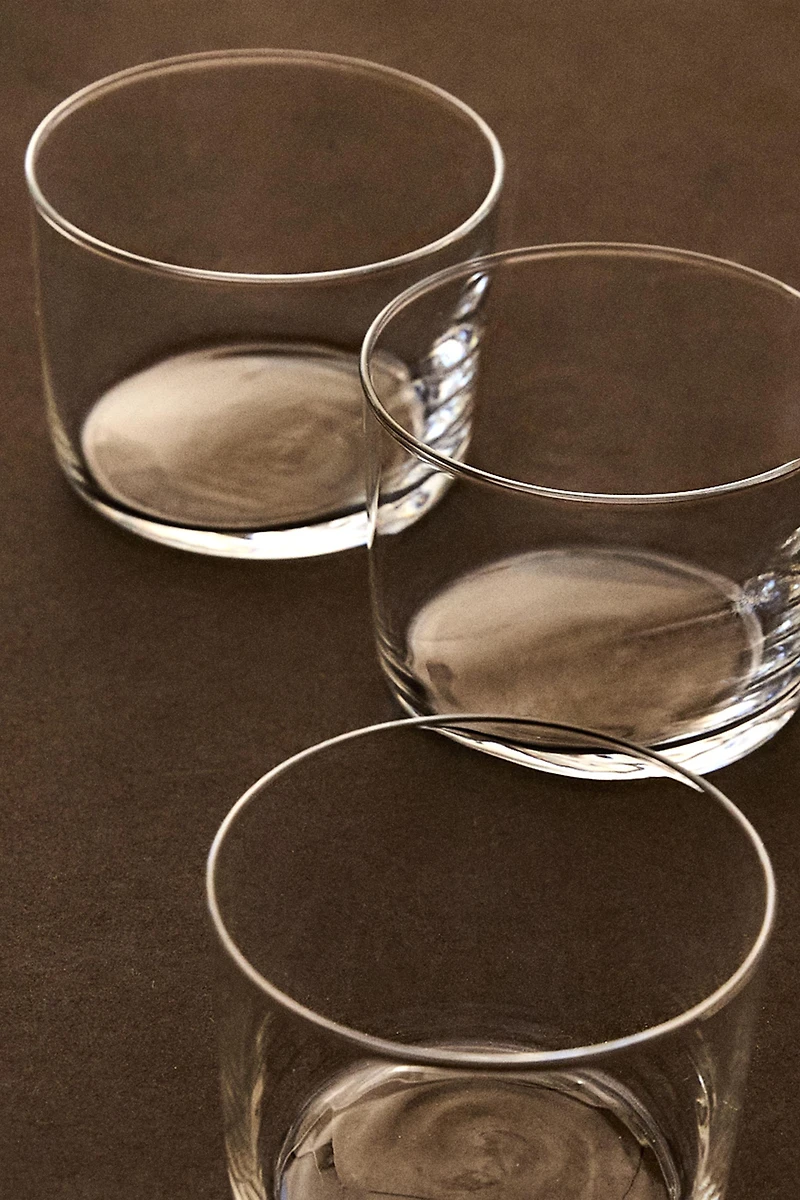 SET OF SHORT GLASS TUMBLERS (SET OF 4)