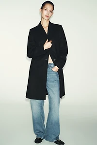 SOFT SHOULDER PAD COAT