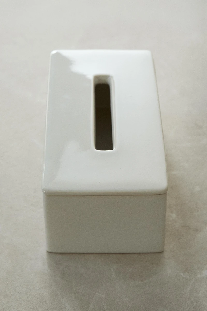 WHITE CERAMIC TISSUE BOX