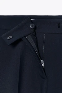 HIGH-WAISTED SLIM PANTS