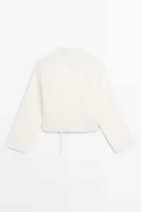 Total look textured short kimono