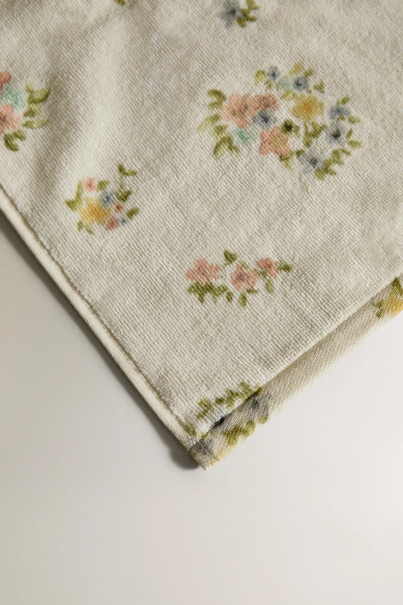SERVIETTE DE BAIN VELOURS IMPRIMÉ FLEURI