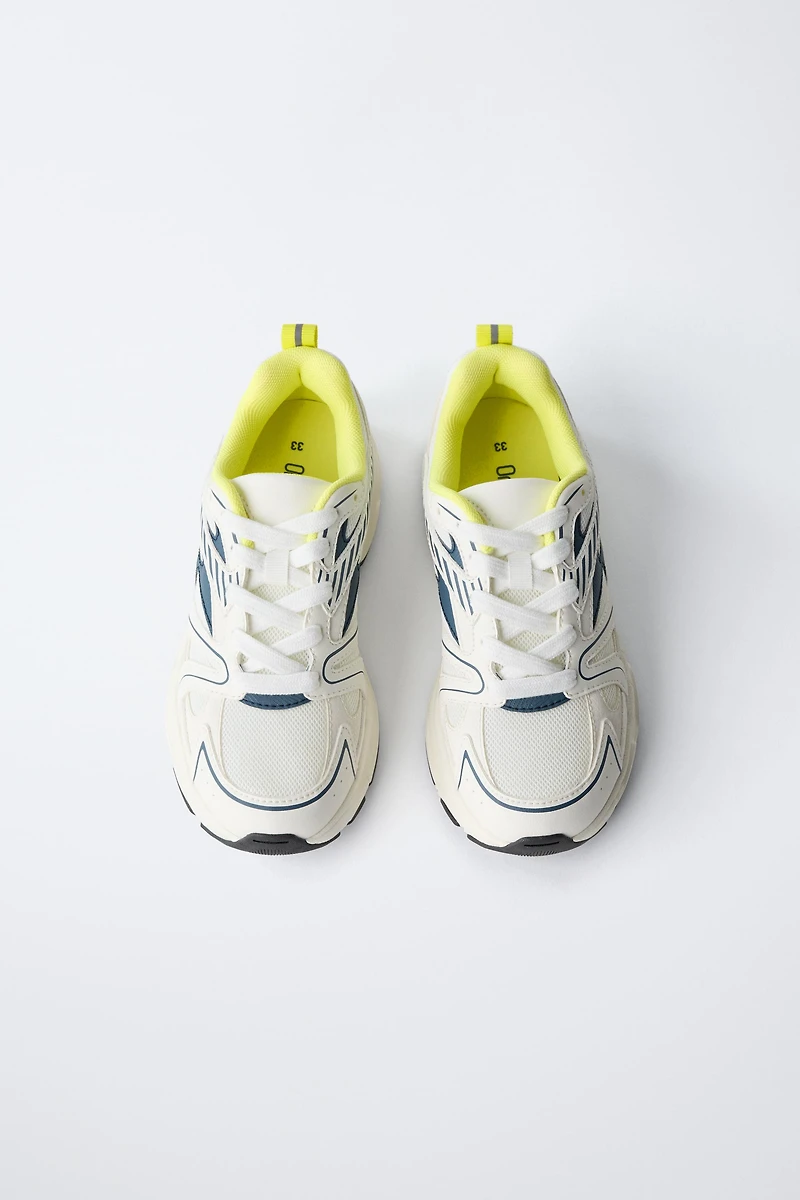 MESH SNEAKERS
