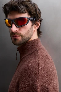 PULL BIMATIÈRE À COL ZIPPÉ