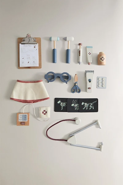 CHILDREN’S VETERINARIAN CASE