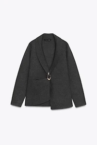 KNIT BLAZER WITH BROOCH