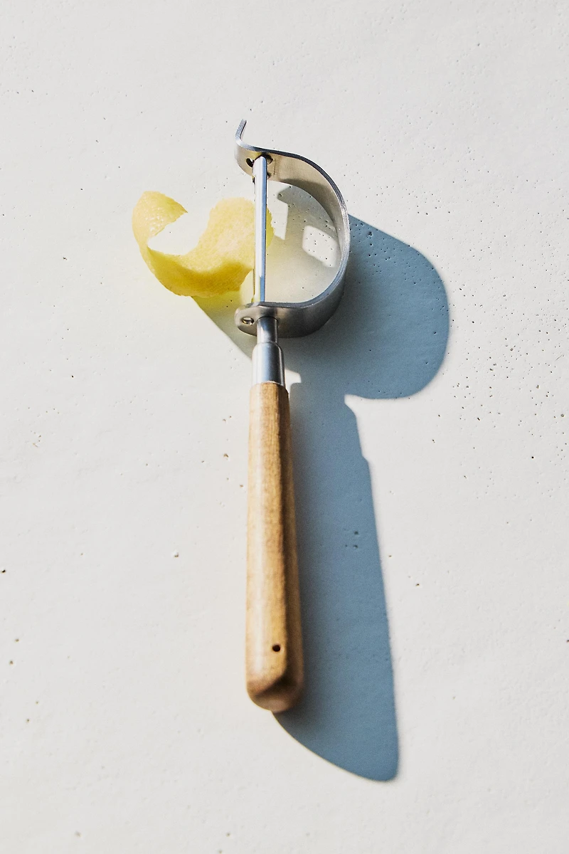 STEEL AND ACACIA PEELER