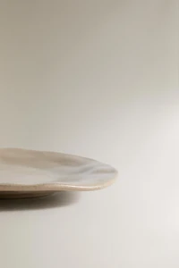 IRREGULAR STONEWARE DINNER PLATE