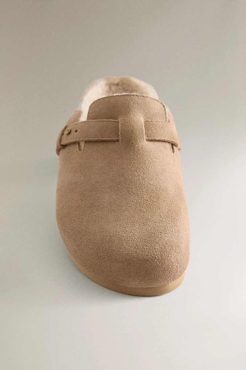 WARM LEATHER CLOGS