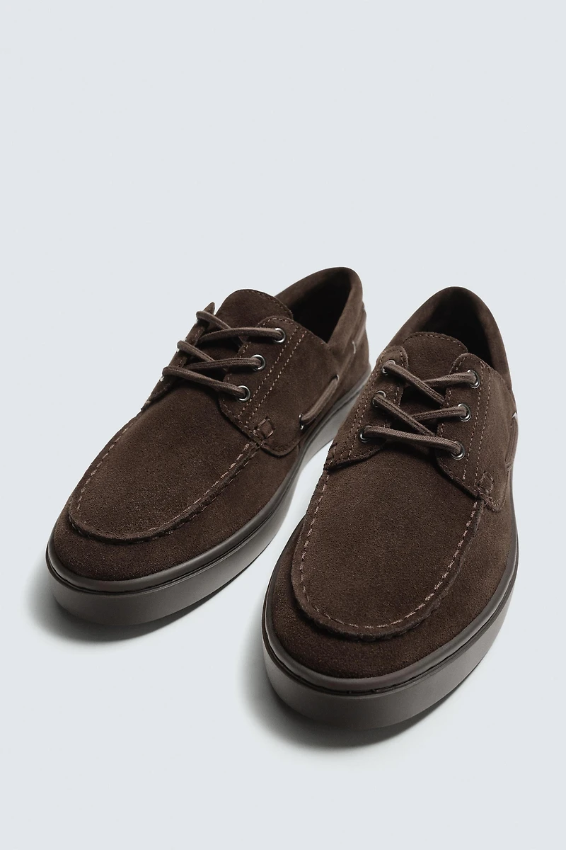 CASUAL LEATHER BOAT SHOES