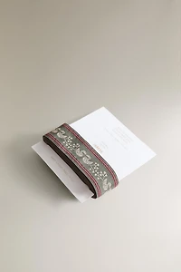 CHRISTMAS GIFT WRAPPING RIBBON WITH DECORATIVE DUCKLINGS