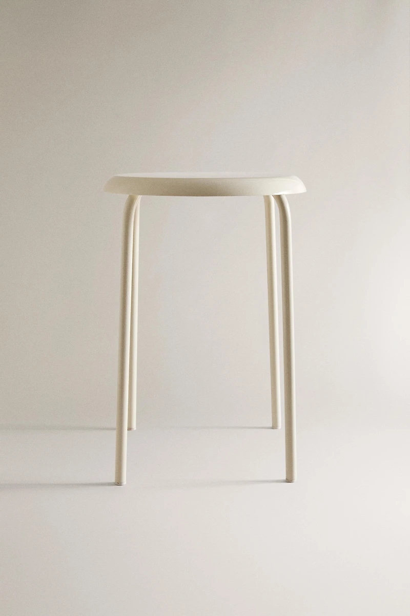 LACQUERED METAL STOOL