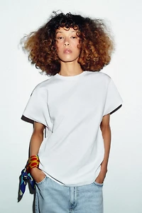 T-SHIRT À MANCHES TOMBANTES
