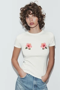T-SHIRT MANCHES COURTES IMPRIMÉ FLEUR
