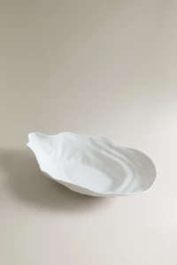 LARGE PORCELAIN SHELL SERVING DISH