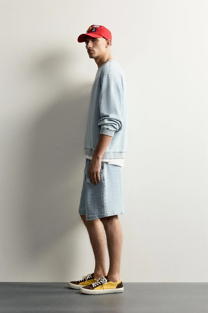 WASHED SOFT STRUCTURED SWEATSHIRT