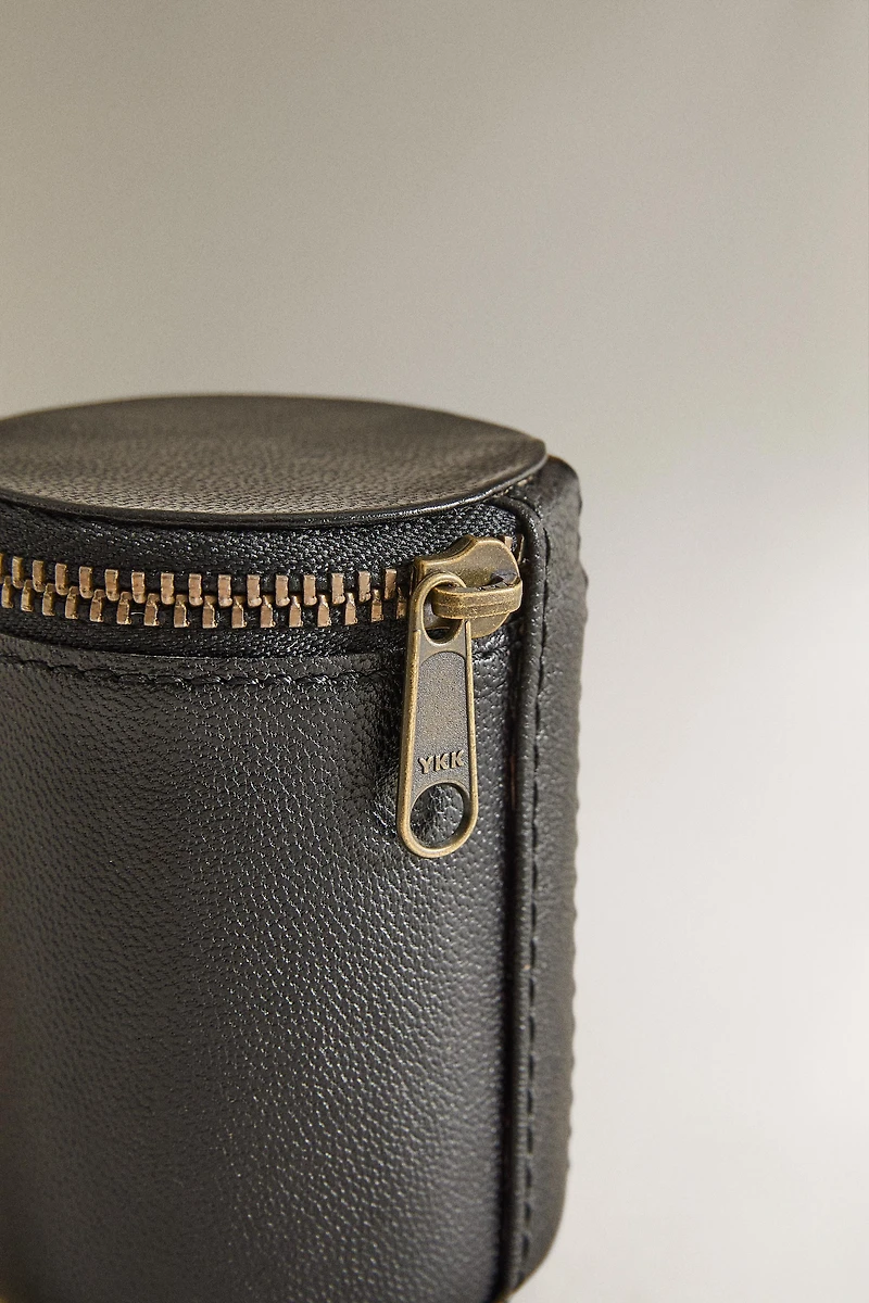 CYLINDRICAL LEATHER CASE