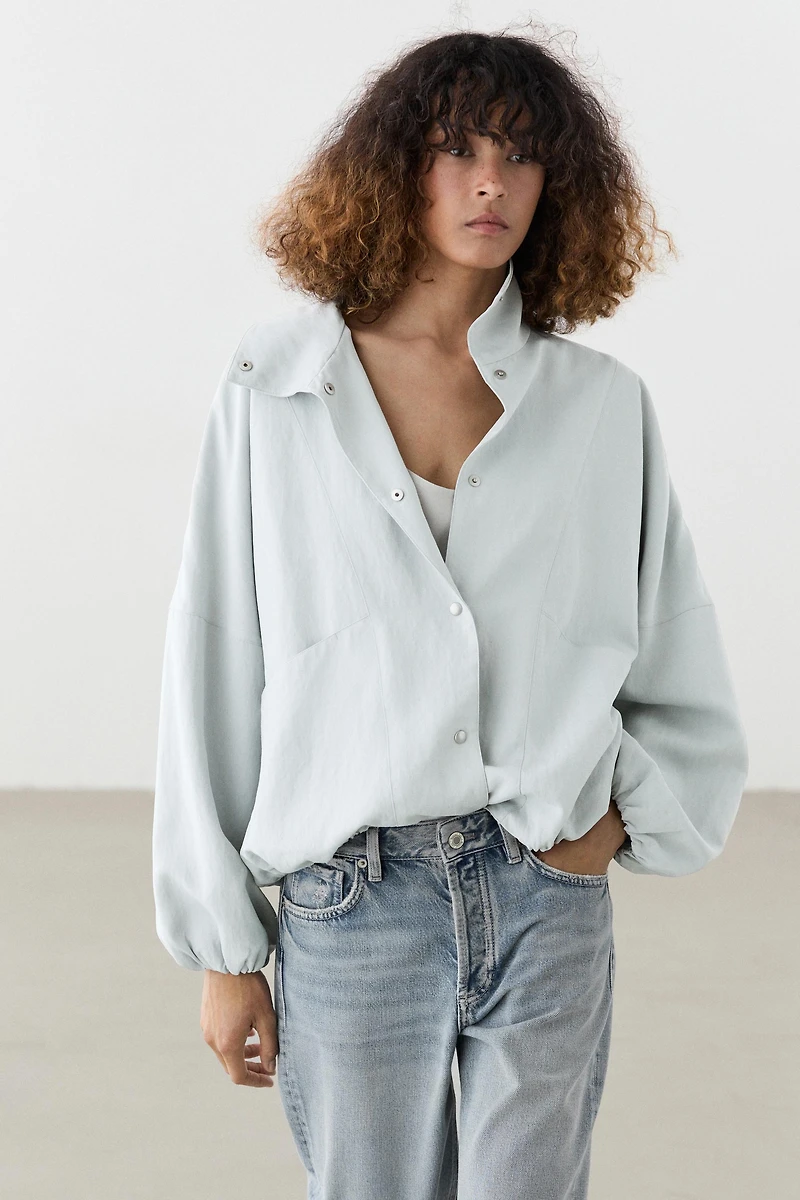 High collar bomber jacket with pocket details