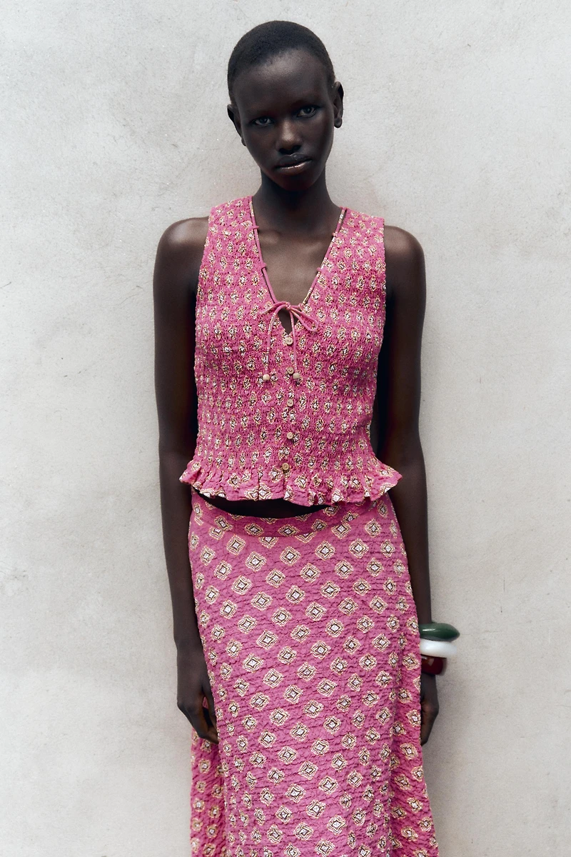 SMOCKED PRINT TOP