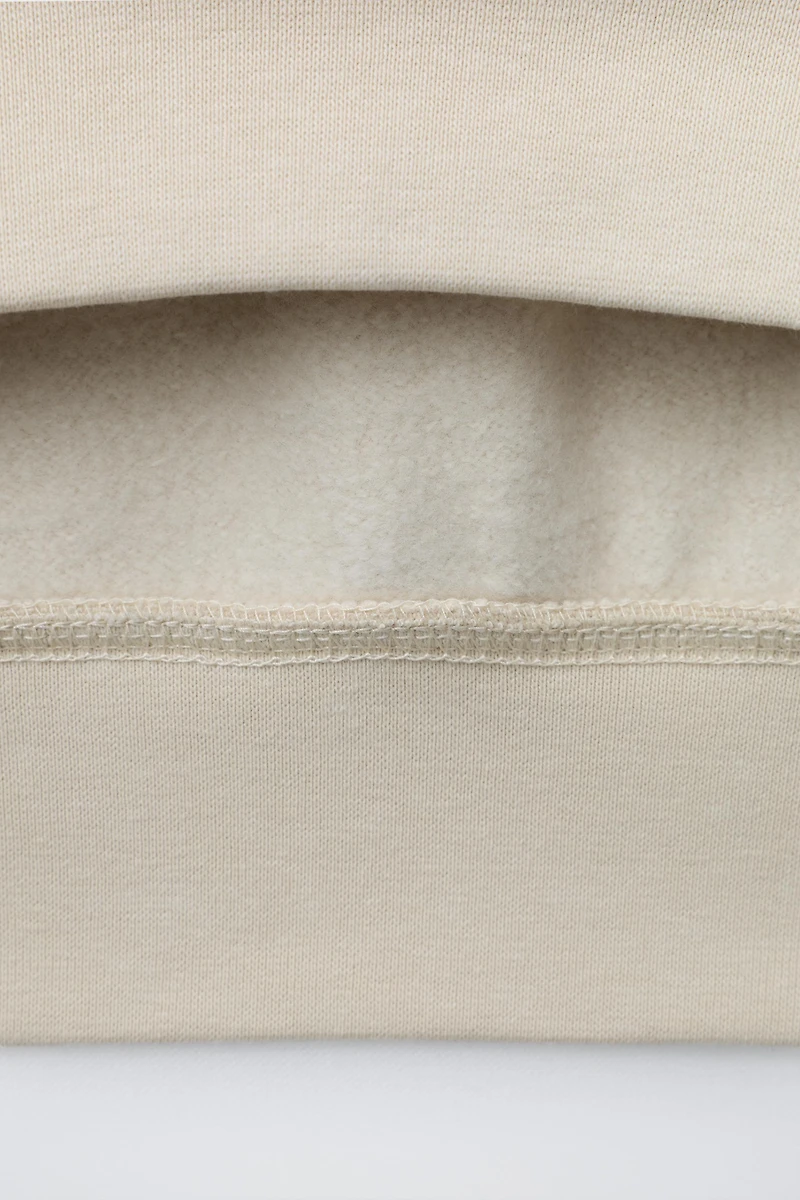 BASIC LABEL SWEATSHIRT