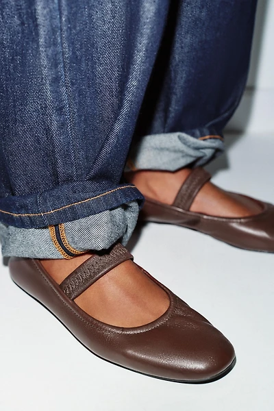 BALLERINES EN CUIR À BRIDE ÉLASTIQUE