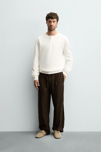 RIBBED BUTTON-FRONT TOP